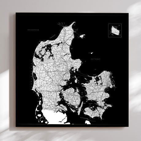 Danmarkskort i sort ramme - Black - Plakat - Incado