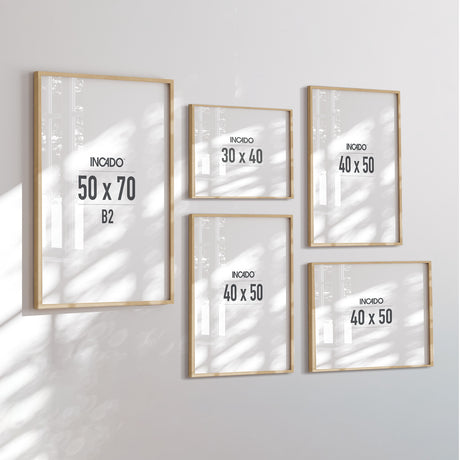 Billedvæg m. rammer og plakater - Flow - Incado