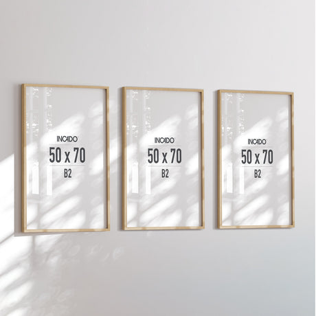 Billedvæg m. rammer og plakater - Line - Incado