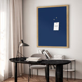 Opslagstavle med egetræsramme - Dark Blue - Incado